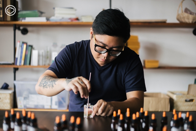 Reed Diffuser : ปรุงน้ำหอมที่ช่วยสร้างบรรยากาศดีๆ ให้บ้าน Reed Diffuser : ปรุงน้ำหอมที่ช่วยสร้างบรรยากาศดีๆ ให้บ้าน