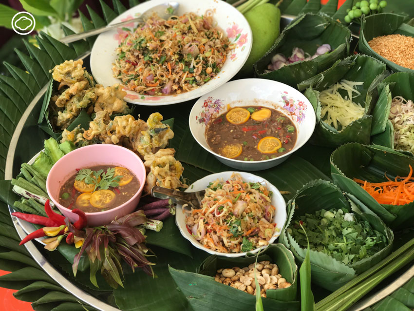 เมนูผักพื้นบ้าน