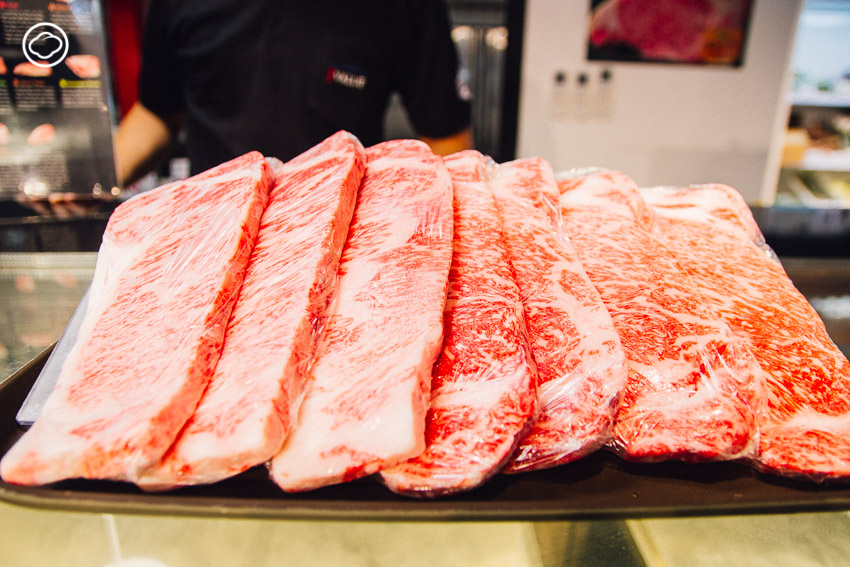ย่านญี่ปุ่น กรุงเทพ, คาเฟ่ สุขุมวิท, ร้านออนเซ็น สุขุมวิท,Japanese town