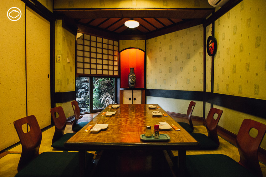 ย่านญี่ปุ่น กรุงเทพ, คาเฟ่ สุขุมวิท, ร้านออนเซ็น สุขุมวิท,Japanese town