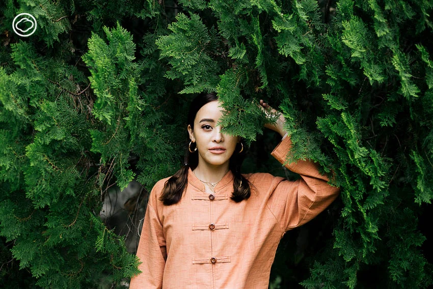 เสื้อคอจีนผ้าภูอัคนีสุดคูล ฝีมือชาวบ้านเจริญสุขแห่งบุรีรัมย์