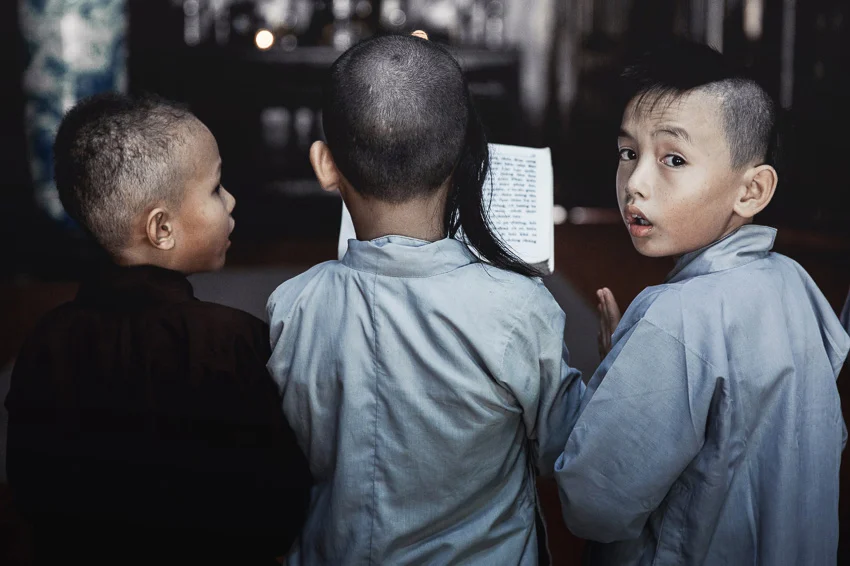 Dhamma on Lens