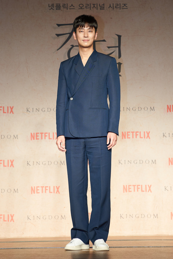 สัมภาษณ์, Kingdom, Netflix