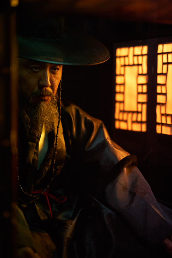 สัมภาษณ์, Kingdom, Netflix