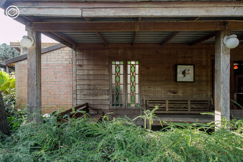 บ้านสวน ในฝัน ที่สร้างจากไม้เก่าทั้งหลังด้วยฝีมือและเทคนิคของสล่าล้านนา