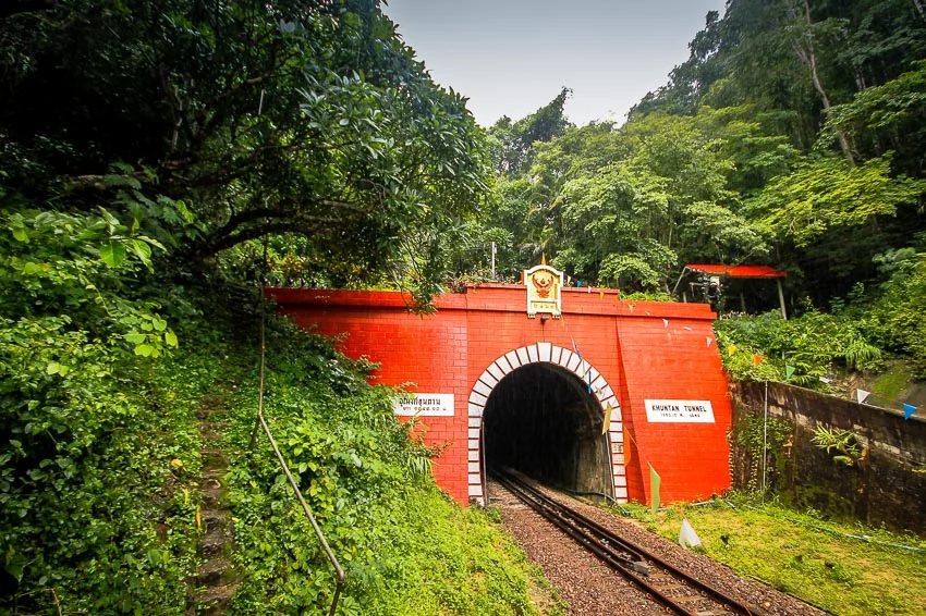 'ขุนตาน' อุโมงค์รถไฟยาวที่สุดในไทยบนจุดสูงสุดของเส้นทางรถไฟไทยที่กำลังจะเสียแชมป์ อุโมงค์ขุนตาน