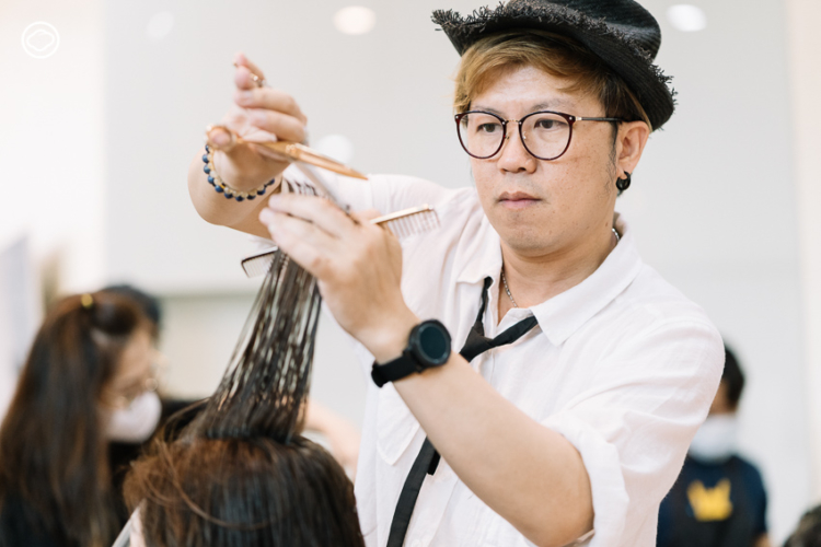 เอ-ชนาโชติ สวัสดิ์วิชัยโสภิต ทายาทรุ่นสองของร้านเสริมสวยกรเกล้า