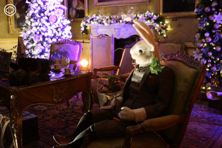 ท่องพระราชวังอังกฤษกับ Alice in the Palace นิทรรศการที่จับคู่ประวัติศาสตร์กับเทคโนโลยี