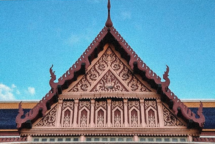 วชิราวุธวิทยาลัย โรงเรียนมหาดเล็กหลวงที่ถอดแบบการศึกษาจากอังกฤษ