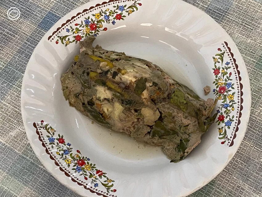 กินปากหม้อญวน ลาบขม ตามรอยผลึกเกลือ หารสชาติอาหารอีสานแบบลุ่มน้ำสงคราม สกลนคร