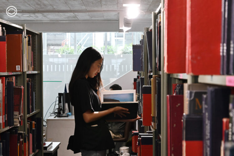 8 ห้องสมุด เฉพาะด้านและแหล่งรวมหนังสือหายากกลางเมืองเก่า