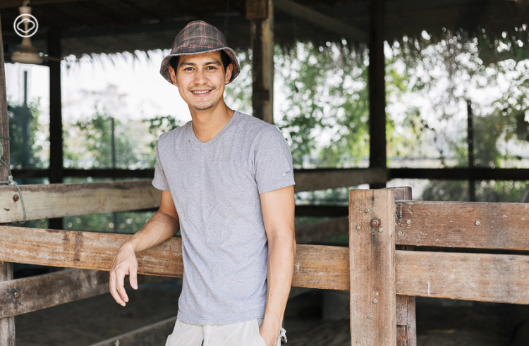 น้ำ รพีภัทร เอกพันธ์กุล ในวัย 35 กับ 'รพีภัทรฟาร์ม' บ้านทุ่งพร้อมชีวิตเนิบช้าในฝันที่ทำสำเร็จก่อนวัยเกษียณ