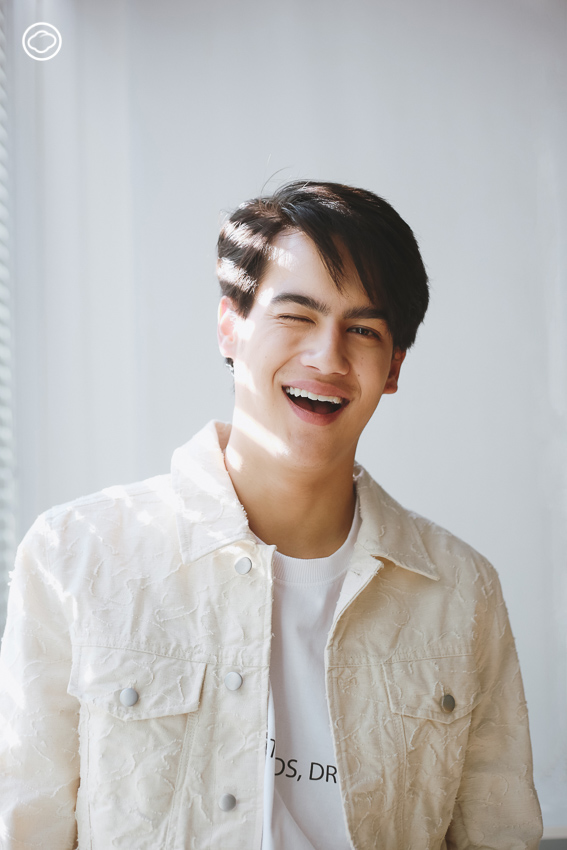 ไอซ์-พาริส, รักติดไซนเรน