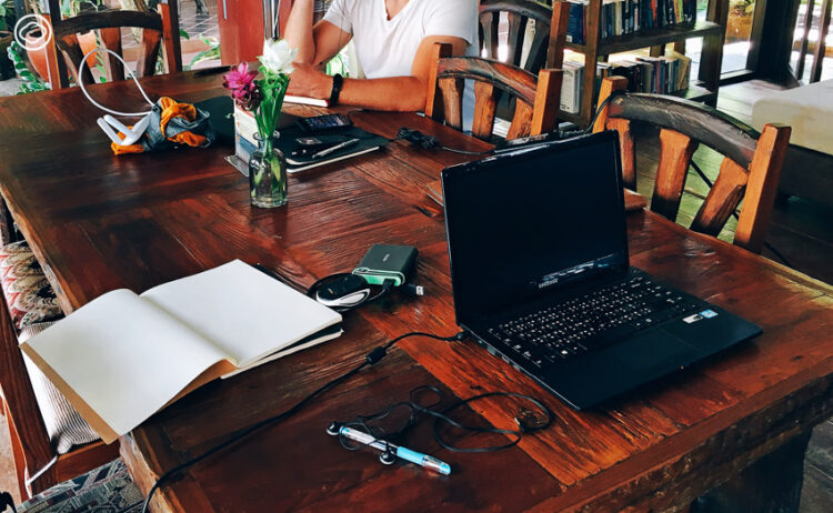 วีถี อาชีพ Digital Nomad ของสาวไทยผู้มีเป้าหมายเป็นการซ้อนมอ'ไซค์จากอเมริกาเหนือไปอเมริกาใต้