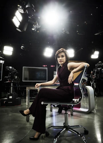 จอมขวัญ หลาวเพ็ชร์ พิธีกรนอกขนบ ถามเพื่อแก้ปัญหา ไม่ใช่ถามเอาดราม่าสะใจ