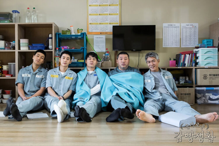 5 ซีรีส์ในจักรวาลชินวอนโฮ ผกก. เกาหลีที่มีลายเซ็นเดิมตั้งแต่ Reply จนถึง Hospital Playlist