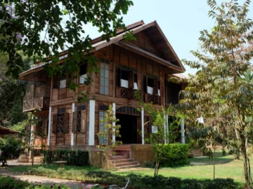 เรือนเชย กัลยาณมิตร จังหวัดอุตรดิตถ์ เรือนโบราณในฐานะพิพิธภัณฑ์ของชายผู้นำความทันสมัยมาสู่สยาม