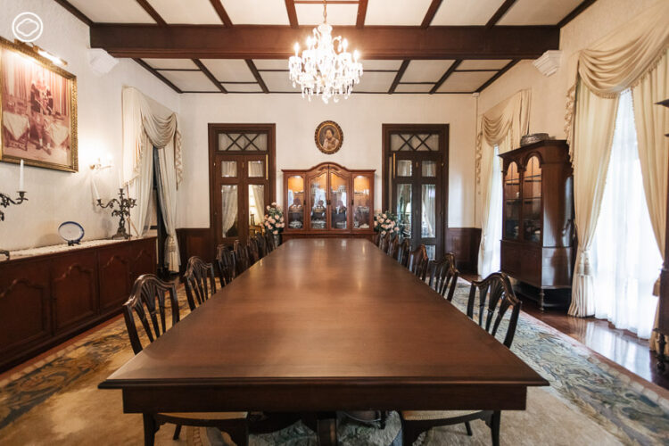 ตำหนักทิพย์ : บ้านสไตล์ Tudor Revival อายุ 87 ปีของ ‘เสด็จพระองค์อาทร’