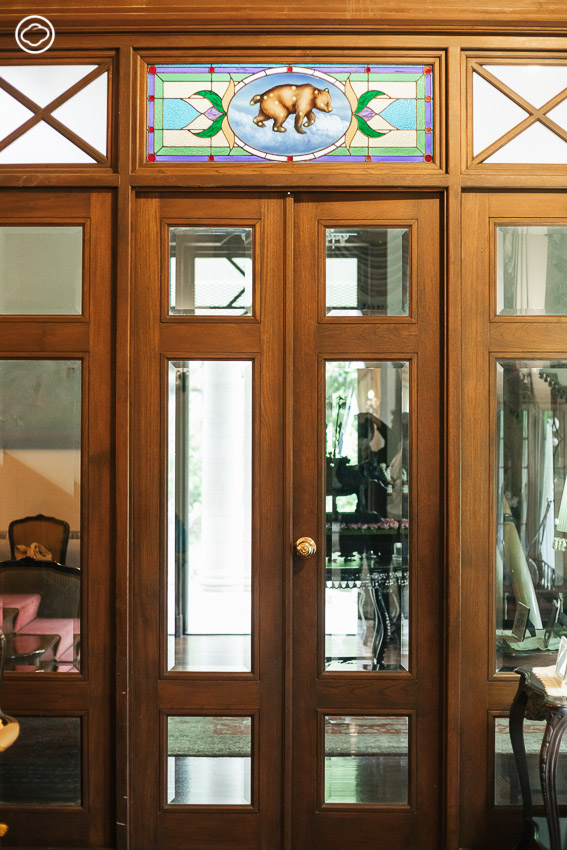 ตำหนักทิพย์ : บ้านสไตล์ Tudor Revival อายุ 87 ปีของ ‘เสด็จพระองค์อาทร’