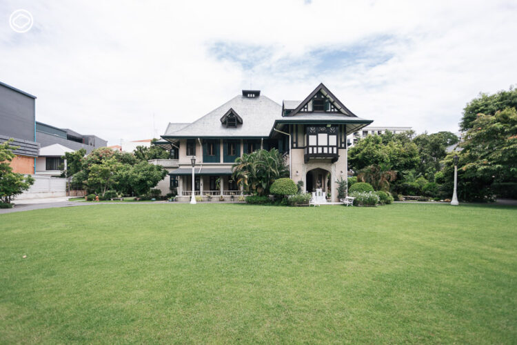 ตำหนักทิพย์ : บ้านสไตล์ Tudor Revival อายุ 87 ปีของ ‘เสด็จพระองค์อาทร’