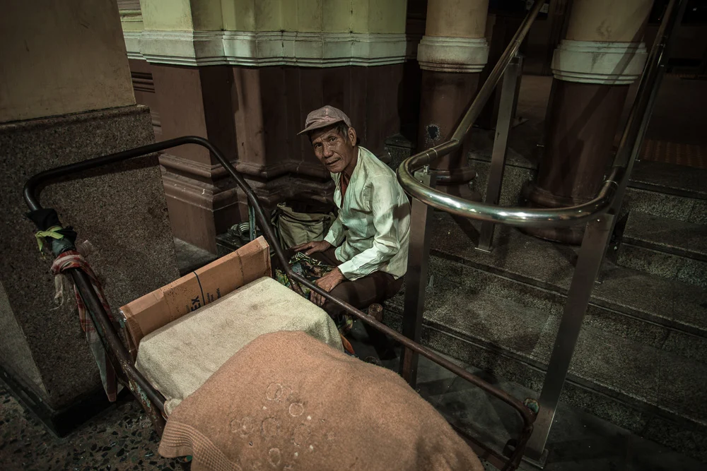 A HOME OF HOMELESS ชุดภาพถ่ายแสดงคำนิยามคำว่าบ้านของคน ไร้บ้าน