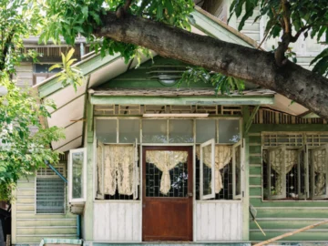 แกะรอยบ้านไม้เก่าในซอยเจริญกรุง 103 ชุมชนประวัติศาสตร์ที่อพยพมาจากปัตตานี, บ้านไม้โบราณ
