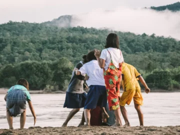 พานักเรียนกรุงเทพฯ ไปเรียนรู้วิถีตามฤดูกาลที่บ้านตามุย บ้านเกิดของครูชาวอุบลราชธานี, การเรียนรู้นอกห้องเรียน, อำเภอโขงเจียม จังหวัดอุบลราชธานี