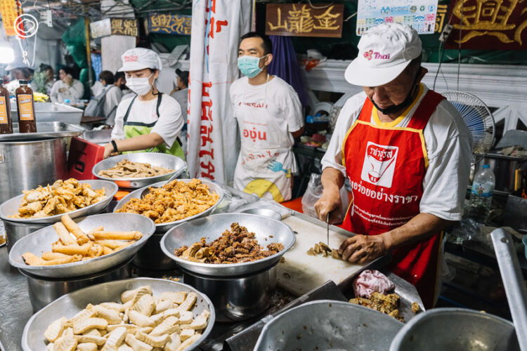 เทศกาลเจี๊ยะฉ่าย ประเพณีถือศีลกินผักของภูเก็ตที่เป็นต้นแบบการกินเจทั่วไทย