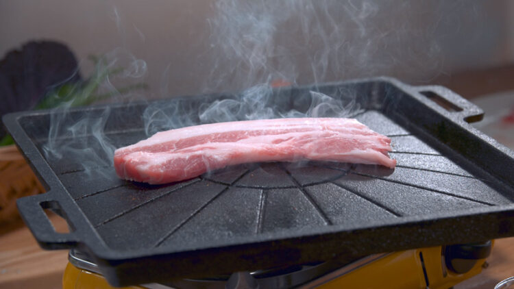 Korean Pork Belly Rhapsody สารคดียั่วน้ำลายที่พาไปชมวัฒนธรรมการกินหมูสามชั้นของคนเกาหลี
