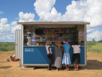 E-HUBB : ร้านค้าพลังงานแสงอาทิตย์ที่ช่วยยกระดับชีวิตคนในพื้นที่ห่างไกล