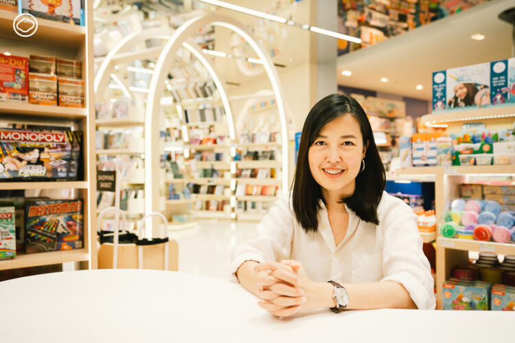 B2S Think Space อุโมงค์หนังสือไซส์ยักษ์กลางเซ็นทรัลชิดลม การพลิกโฉมใหม่ของร้านหนังสือกลางห้าง