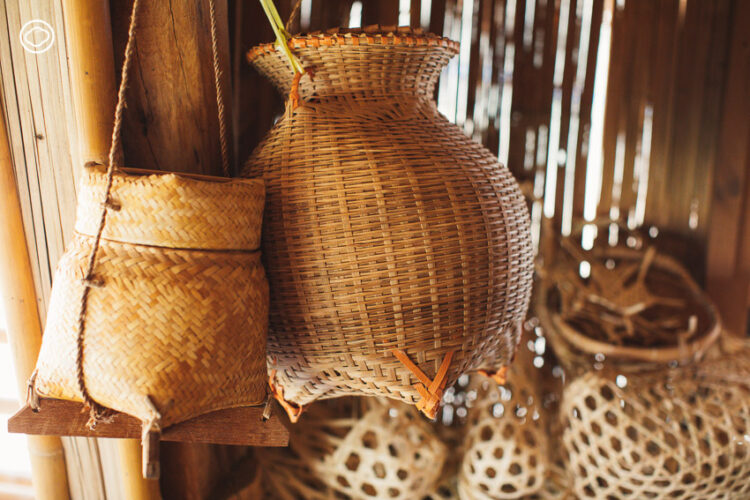 ผศ.ดร.สุวิชาน พัฒนาไพรวัลย์ อ.ปกาเกอะญอ ศิลปินเตหน่ากูที่พาดนตรีท้องถิ่นไปทั่วโลก