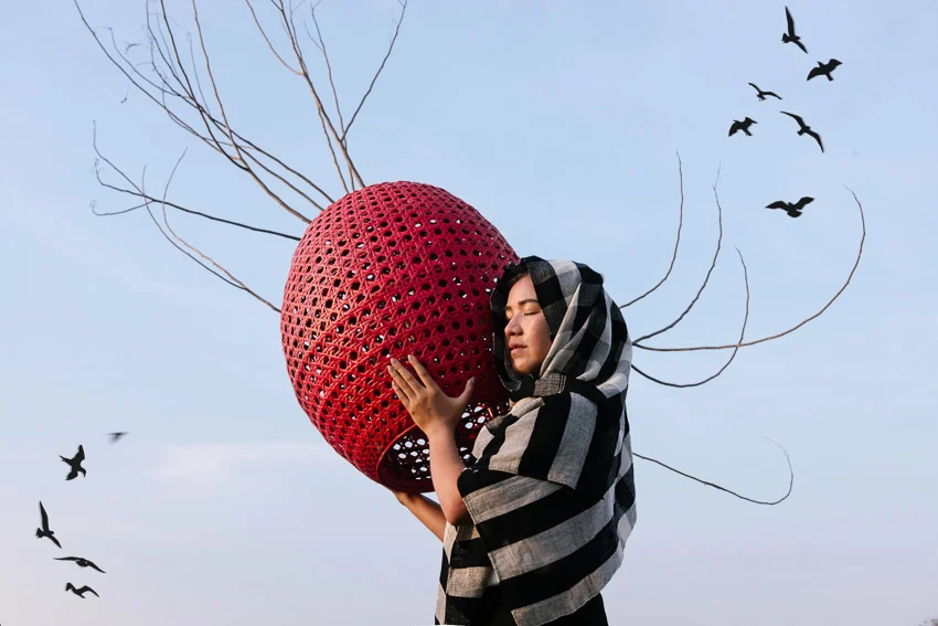 เก้าอี้หวานแบรนด์ LITIN ฝีมือช่างจากเมืองสารคาม