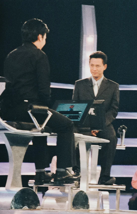 เส้นทางเกือบ 40 ปีของพิธีกรระดับตำนานพิธีกรผู้ทำให้รายการโทรทัศน์มีเรตติ้งเหนือละคร และสร้างปรากฏการณ์สู่หน้าจอมาแล้วนับไม่ถ้วน