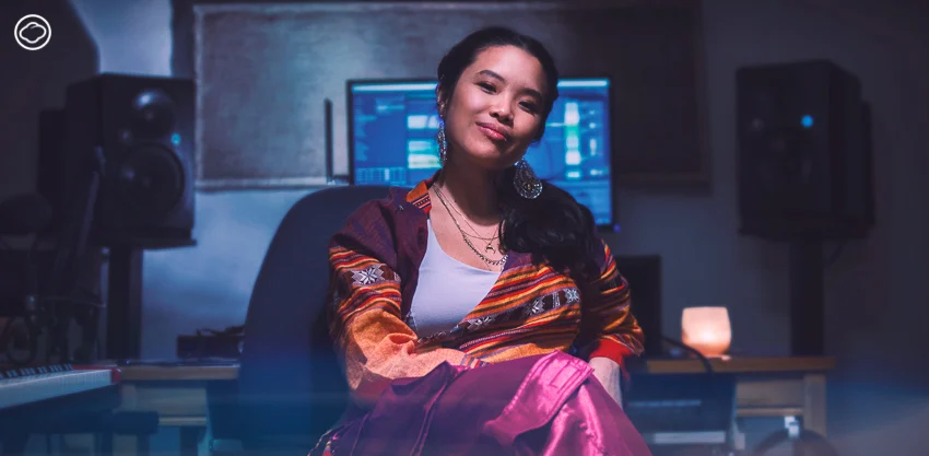 สลิล ชีวพันธ์ศรี มือกลองหญิงไทยในแคนาดา กับ ‘Cosmic Island’ อัลบั้มชุดแรกในชีวิต ที่ทำเองทุกขั้นตอนและหยิบปัญหาสิ่งแวดล้อมของกรุงเทพฯ มาตีความเป็นเพลงทั้ง 8