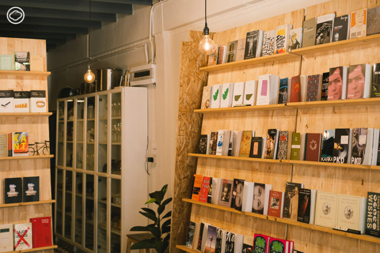 Books & Belongings ชีวิตของร้านหนังสือเล็กๆ ย่านบางจาก ที่เลือกหนังสือแบบ Art Gallery