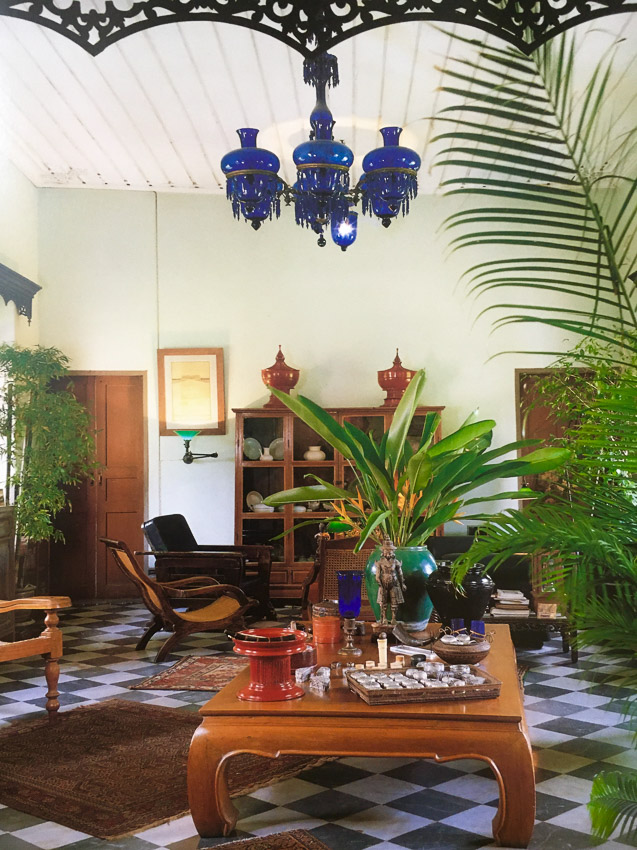 สวมบทนักสืบสถาปัตยกรรมผสมผสานสมัยรัชกาลที่ 5 - 6 ที่บ้าน ณ นาวี หรือ Château William บ้านโบราณทรงคุณค่าในกรุงเทพฯ