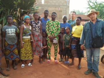 หนุ่ม ป.โทวิศวะ กับชีวิตอาสาสมัครจากเมืองไทย ไปแก้ปัญหานานาชนิดให้เกษตรกรในแอฟริกา