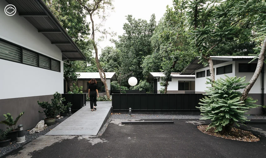 เปลี่ยนบ้านคนงาน-โรงจอดรถร้าง ที่เป็นฉากถ่ายหนังผี เป็นแกลเลอรี่-ออฟฟิศให้เช่า อบอุ่นเหมือนอยู่ในหมู่บ้านกลางป่า