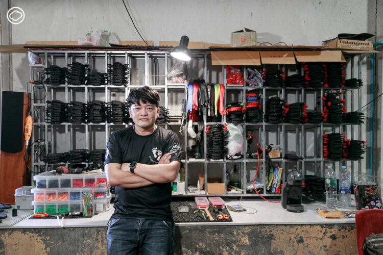 รองเท้าแตะของ หมอ-สุรศักดิ์ สืบมงคลชัย ที่ตั้งใจแก้ปัญหาบาดเจ็บจากการใส่รองเท้าวิ่ง