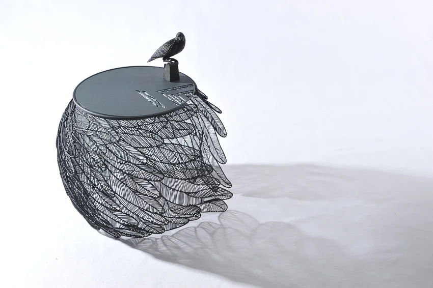 วัฒน์ อภิวัฒน์ นักออกแบบเจ้าของรางวัล Designer of the Year 2021 สาขา Furniture Design