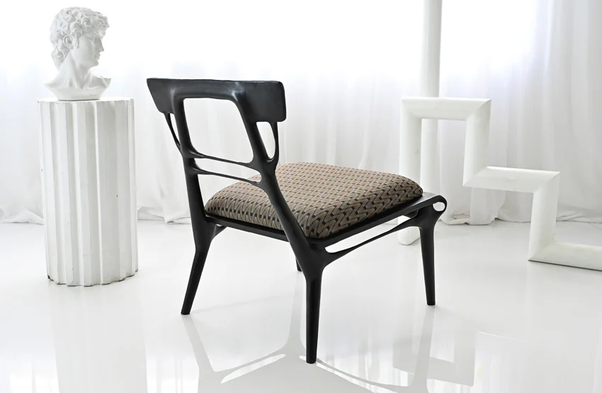 วัฒน์-อภิวัฒน์ ชิตะปัญญา นักออกแบบเจ้าของรางวัล Designer of the Year 2021 สาขา Furniture Design