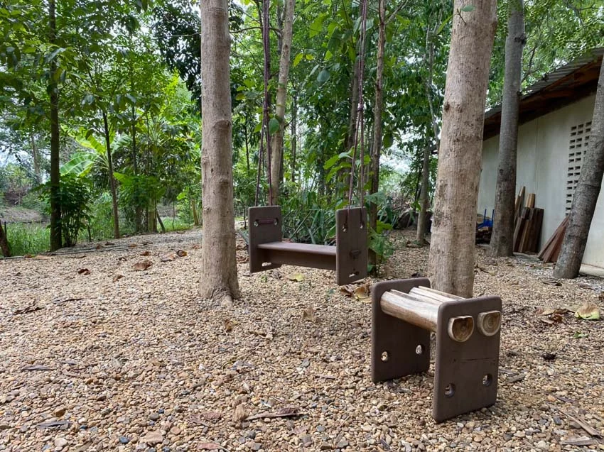 10 วัสดุก่อสร้างและเฟอร์นิเจอร์ฝีมือดีไซเนอร์ไทย ที่หยิบจับขยะมา Upcycling จนน่าใช้