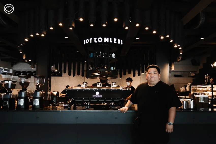 คุยกับ ‘หมู Bottomless’ เทพแห่งกาแฟนมกับโปรเจกต์โอมากาเสะพิเศษจับคู่นมกับกาแฟในแบบที่ดีที่สุด