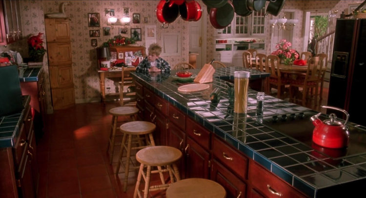 สถาปัตยกรรมใน Home Alone บ้านกับการรอคอย และการกลับไปหาคนที่รักในช่วงปีใหม่