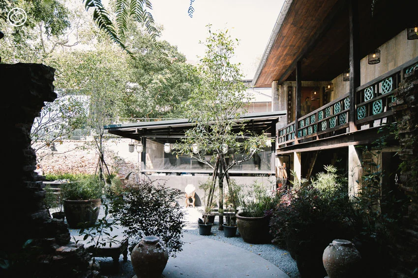 เบื้องหลังการบูรณะที่ดินรูปน้ำเต้าในตลาดน้อย เป็นคาเฟ่ Adaptive Heritage ที่ปรับปรุงอาคารโบราณให้ใคร ๆ เข้ามาใช้งาน