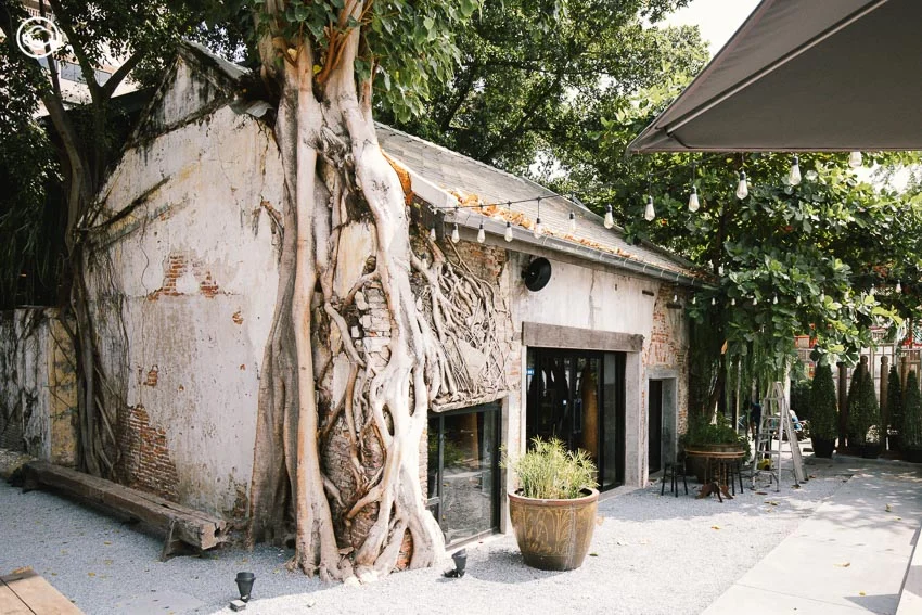 เบื้องหลังการบูรณะที่ดินรูปน้ำเต้าในตลาดน้อย เป็นคาเฟ่ Adaptive Heritage ที่ปรับปรุงอาคารโบราณให้ใคร ๆ เข้ามาใช้งาน