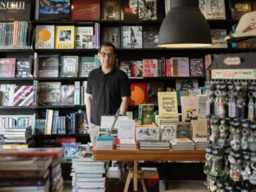 10 ปี The Booksmith เชียงใหม่ หัวใจของร้านหนังสือที่เพิ่งย้ายร้านไปอยู่ในบ้านเก่า