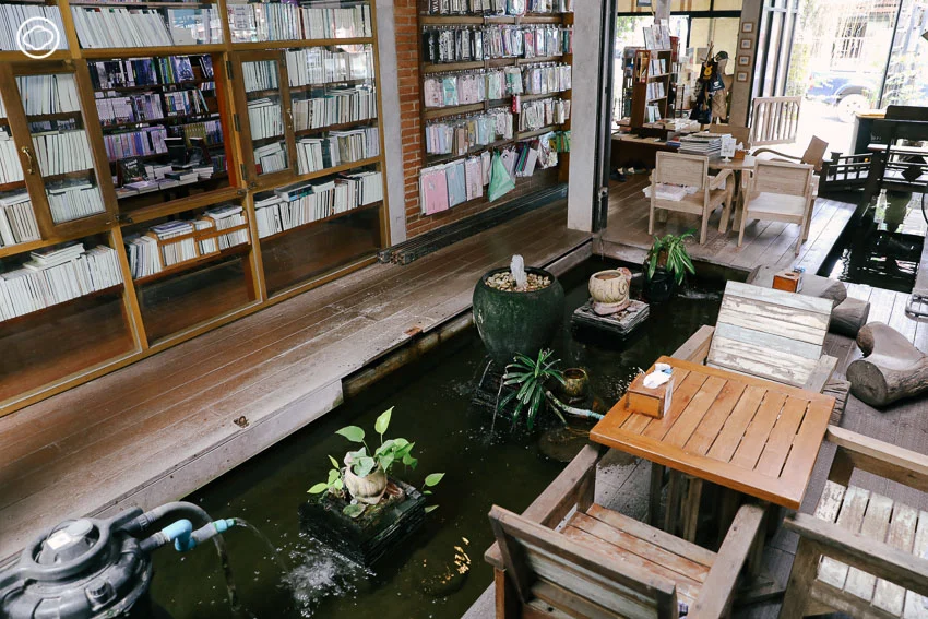 บุ๊คทรี ตะกั่วป่า โชคชะตาที่เปลี่ยนคลินิกทำฟันให้กลายมาเป็นร้านหนังสือแสนอบอุ่น