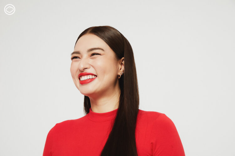 คอลเกตอ๊อพติคไวท์โอทู,Smile Out Loud,ยิ้มมั่นสวยมั่น,Colgate,แอนชิลี สก๊อต-เคมมิส,